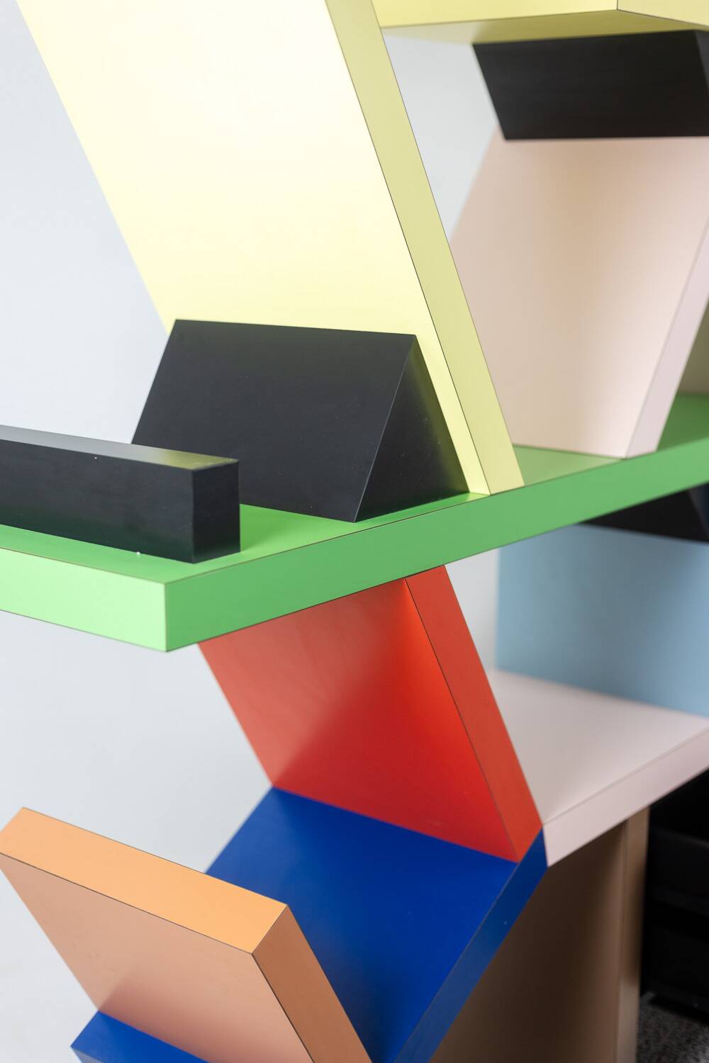 Ettore Sottsass for Memphis. Carlton Library. Year 1981.