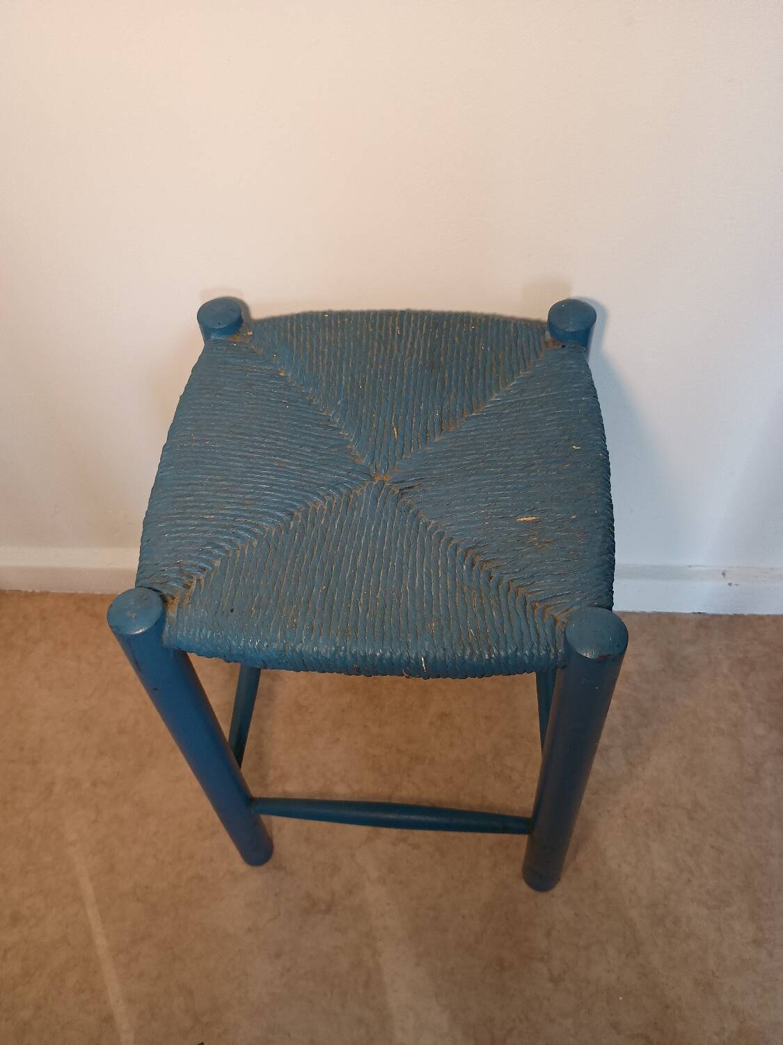 Farm stool