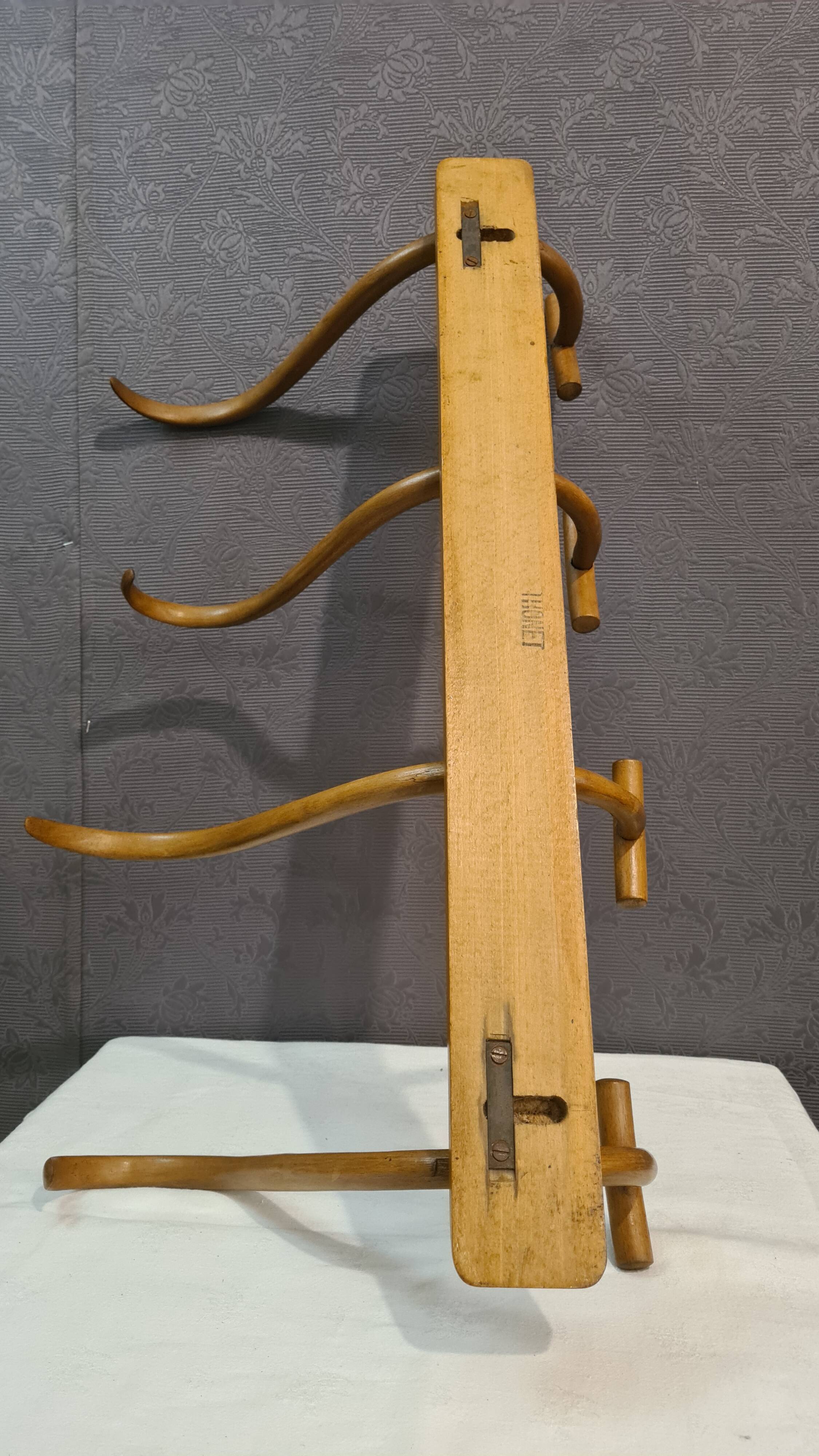 Wall coat rack Thonet