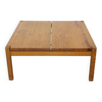Vintage Coffee Table in Pinewood by Ilmari Tapiovaara, 1960s