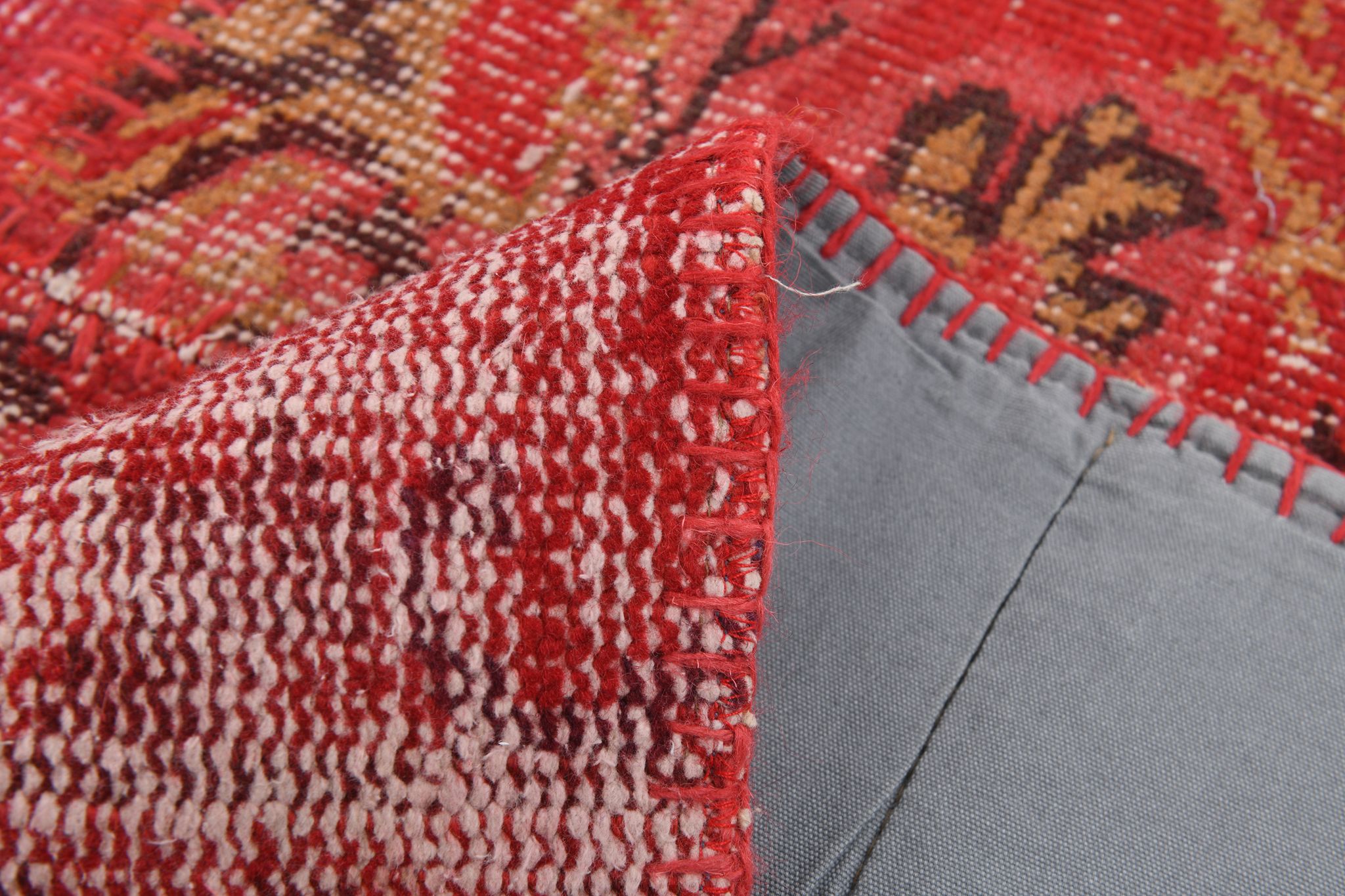 5x8 red tones turkiah rug 169x240cm