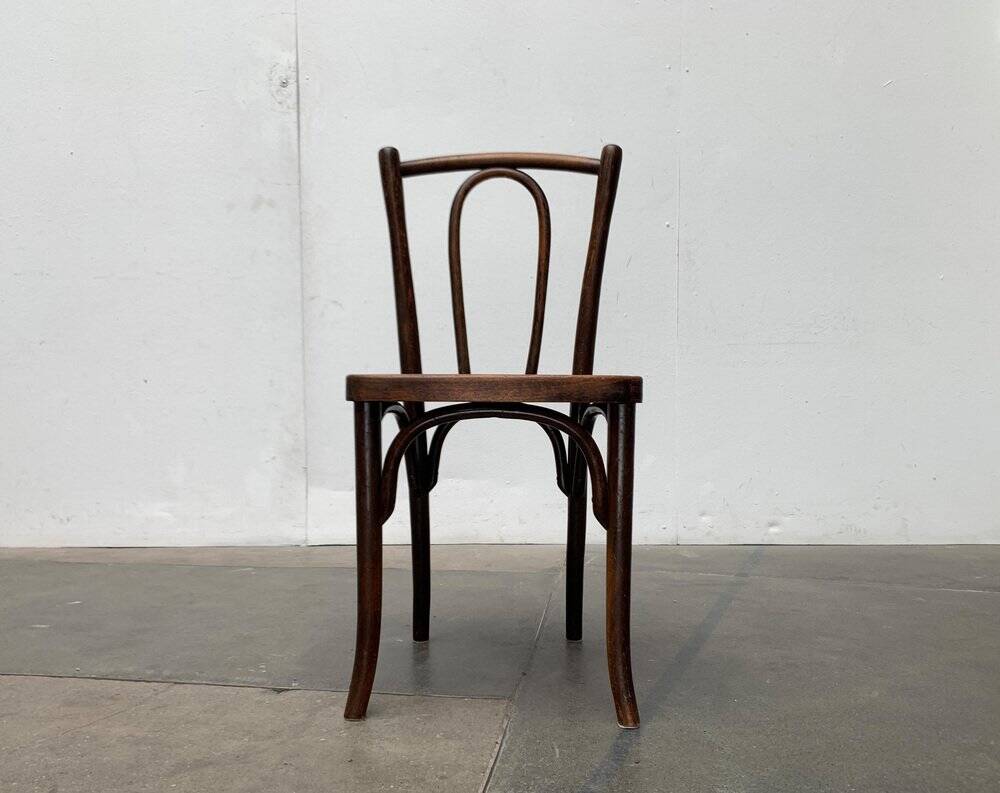 Art Deco curved wooden café chair, 1930s