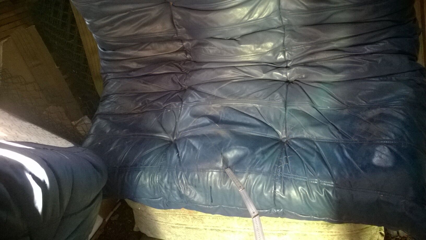 2-seater Togo sofa and corner heater by Michel Ducaroy for Ligne Roset