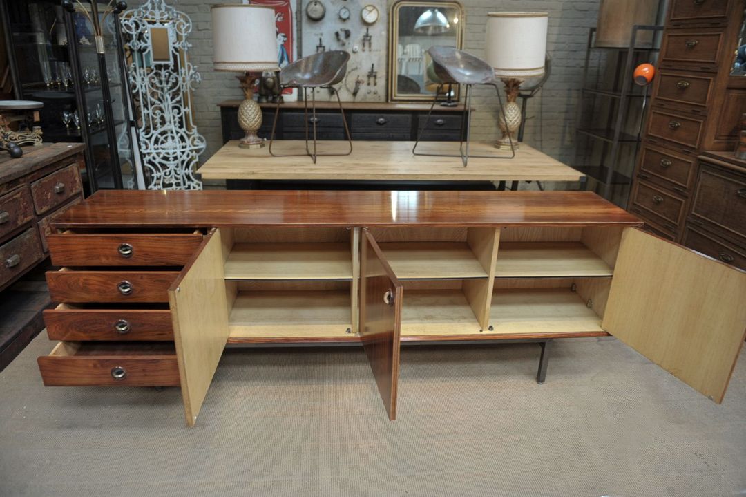 Rosewood row France 1970