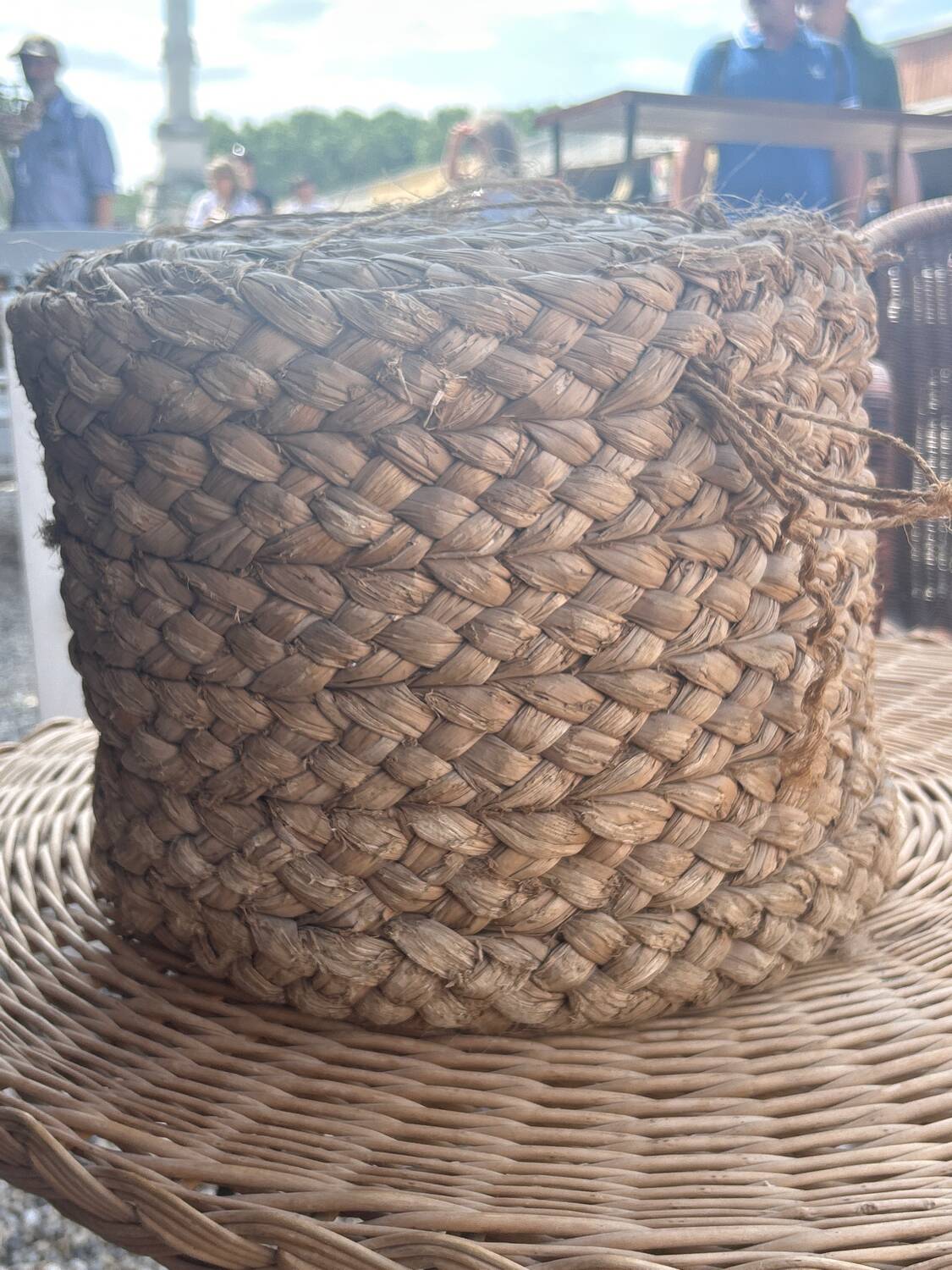 70s pouf in braided rush.