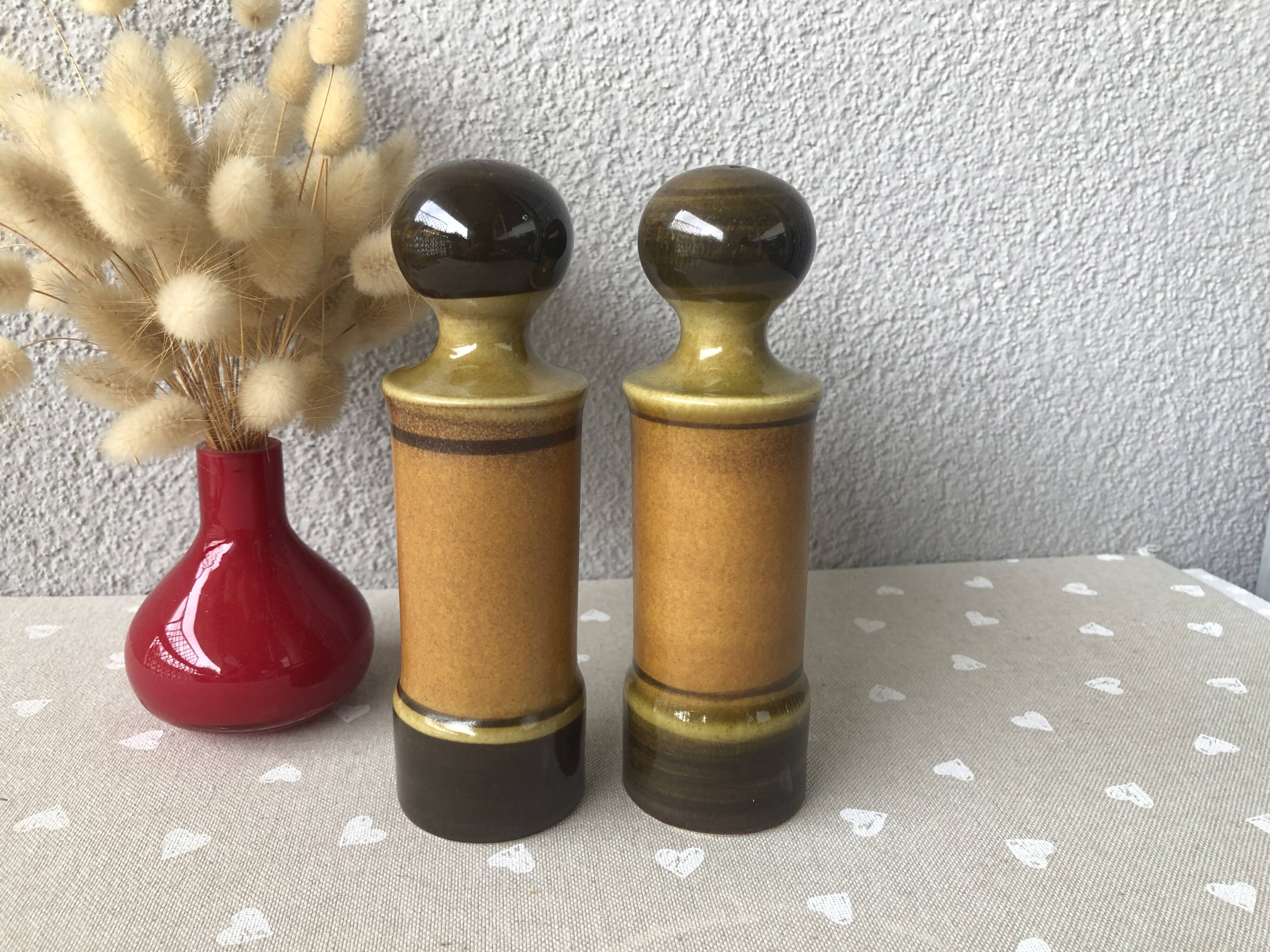 Goebel duo of salt and pepper shakers - Vintage German ceramics from 1970