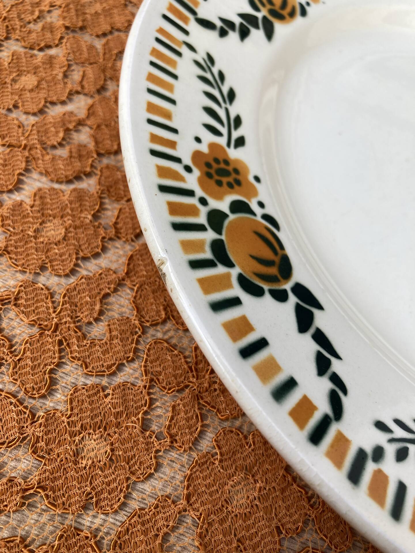 Cake stand and plates chic country Ceranord model Corbei