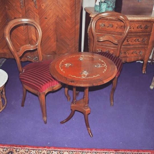 Table pedestal table mother-of-pearl marquetry