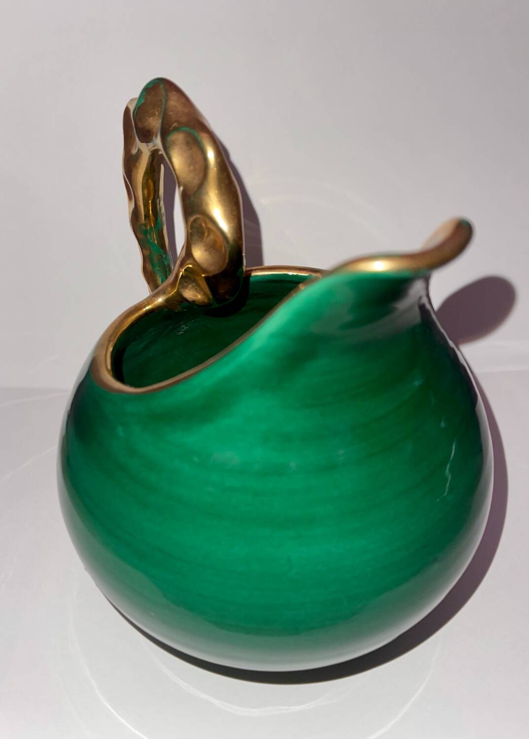 Green and gold pitcher, Vérigord
