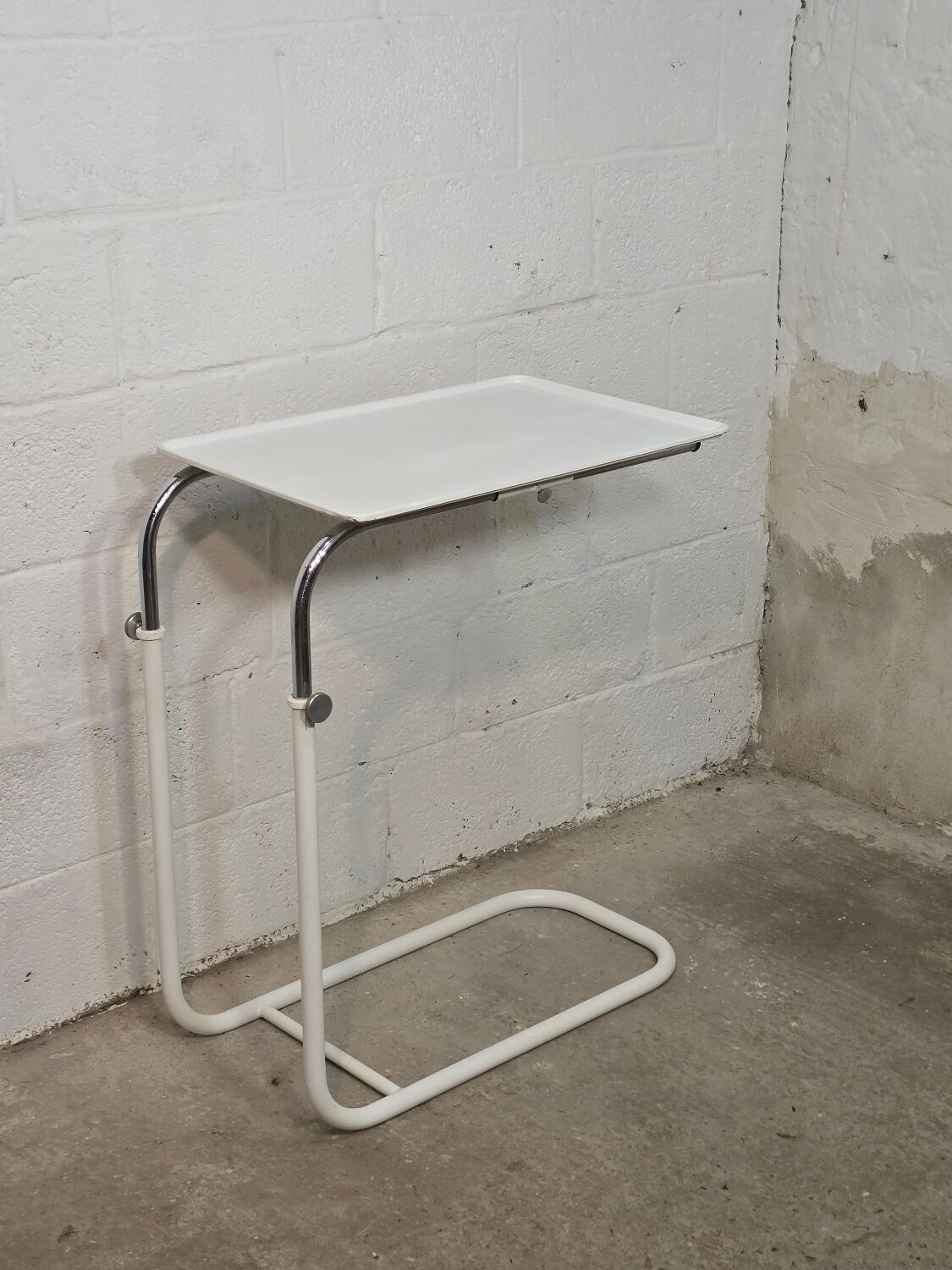 1970s adjustable side table in white lacquered metal