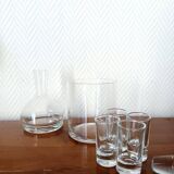 Vintage liqueur whisky service