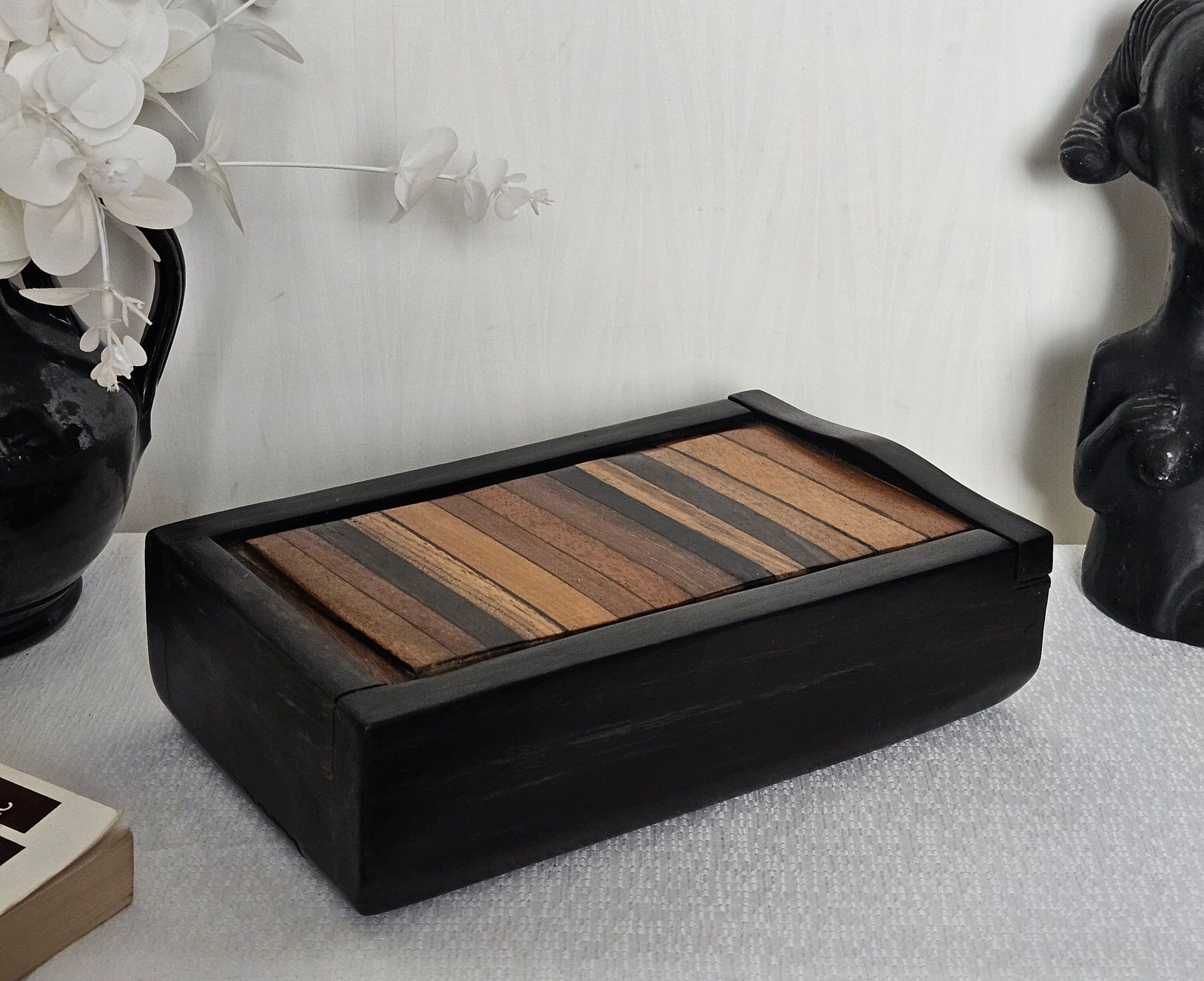 Coffret en ébène de macassar artisanal