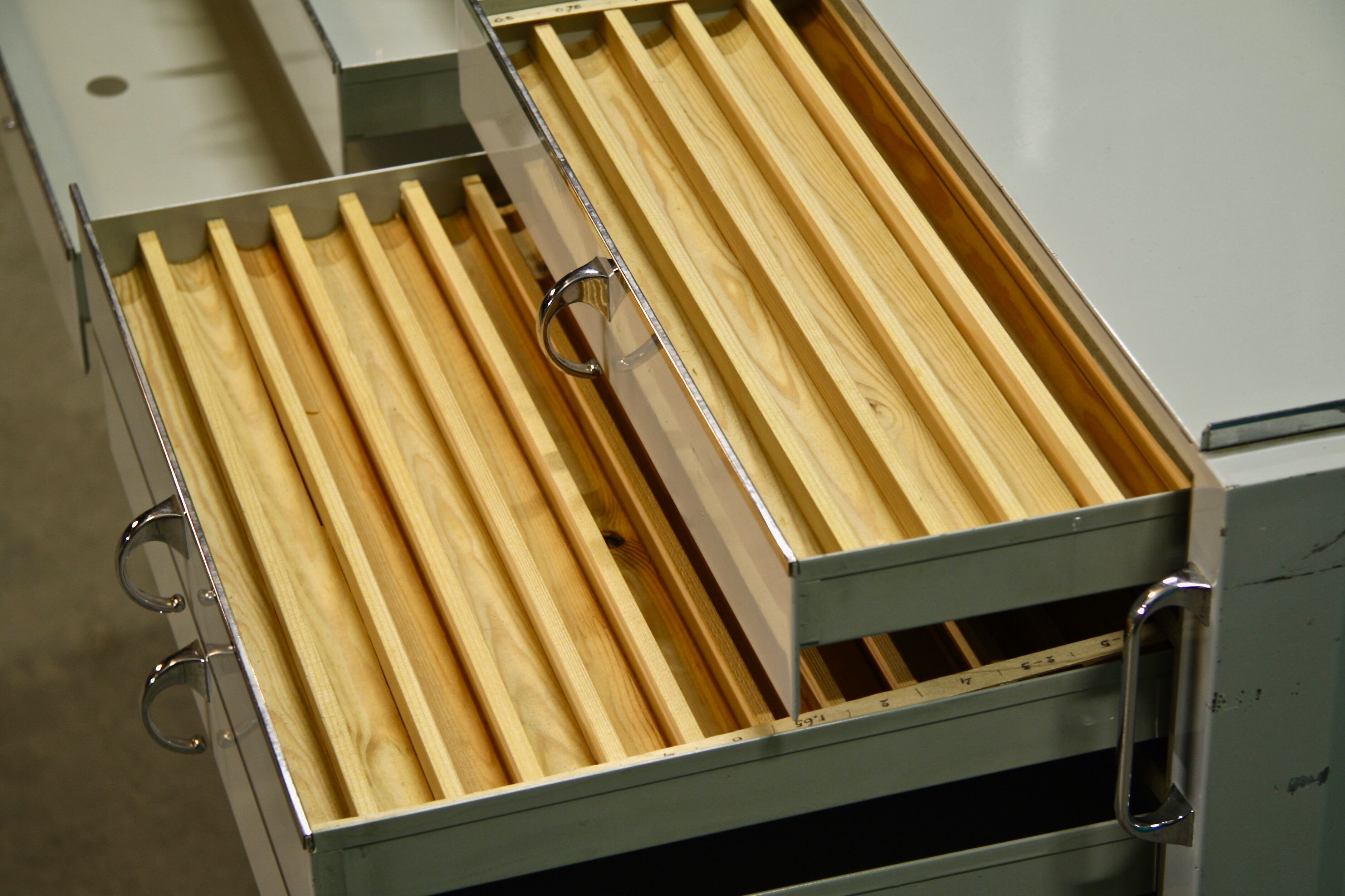 Set of 2 industrial German medical chests with drawers by Baisch, 1950s