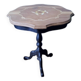 Marquetry pedestal table