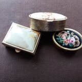Set of 3 pill dispensers small boxes
