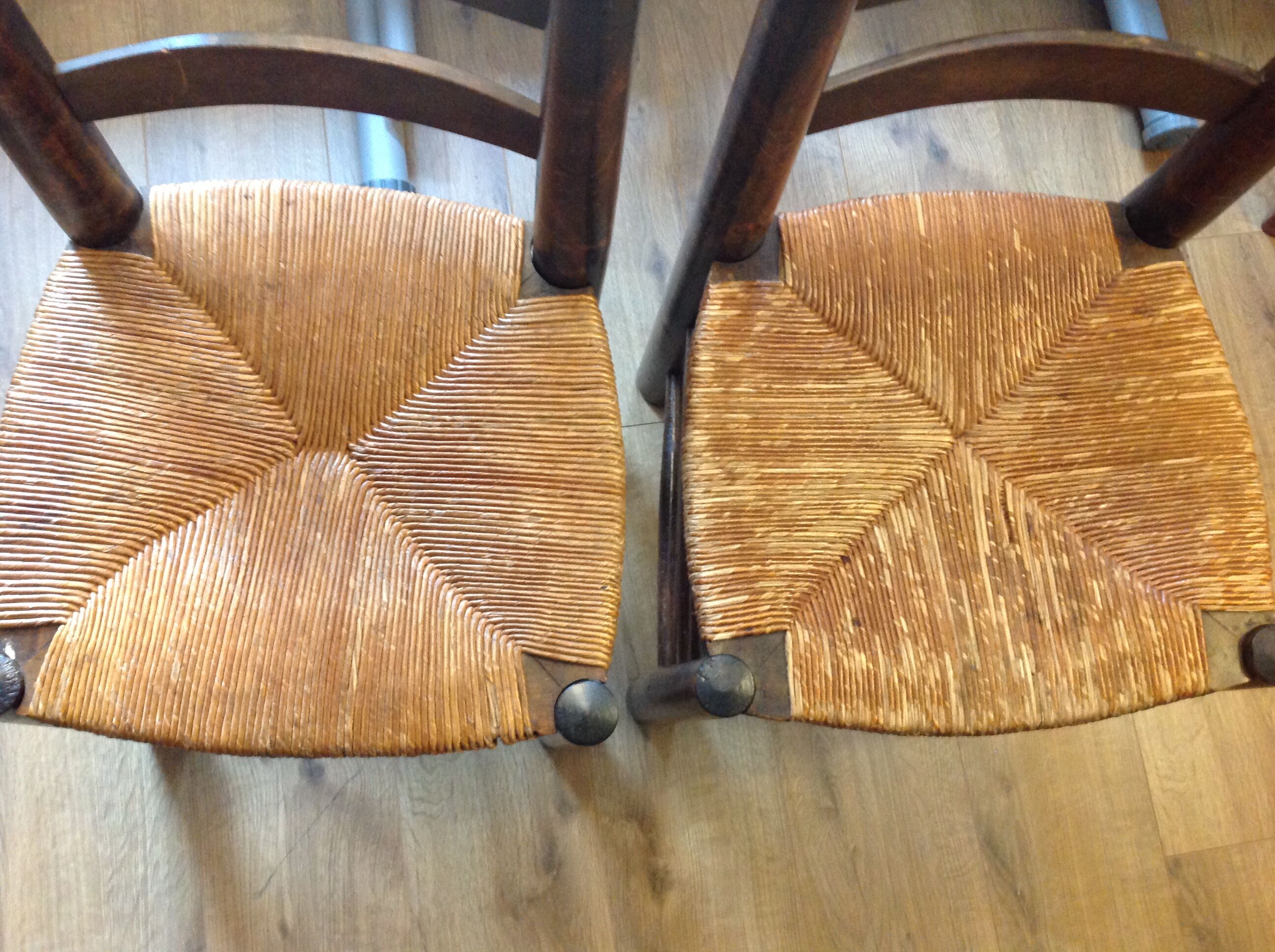 6 rustic chairs mulched brutalist style