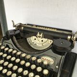 Underwood typewriter "standard portable typewriter"