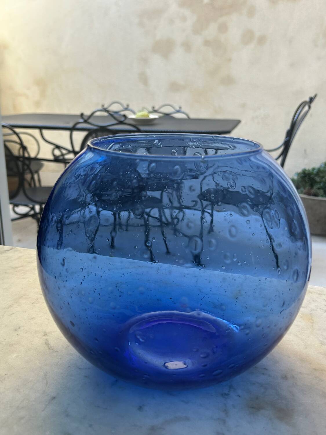 Round vase in Biot