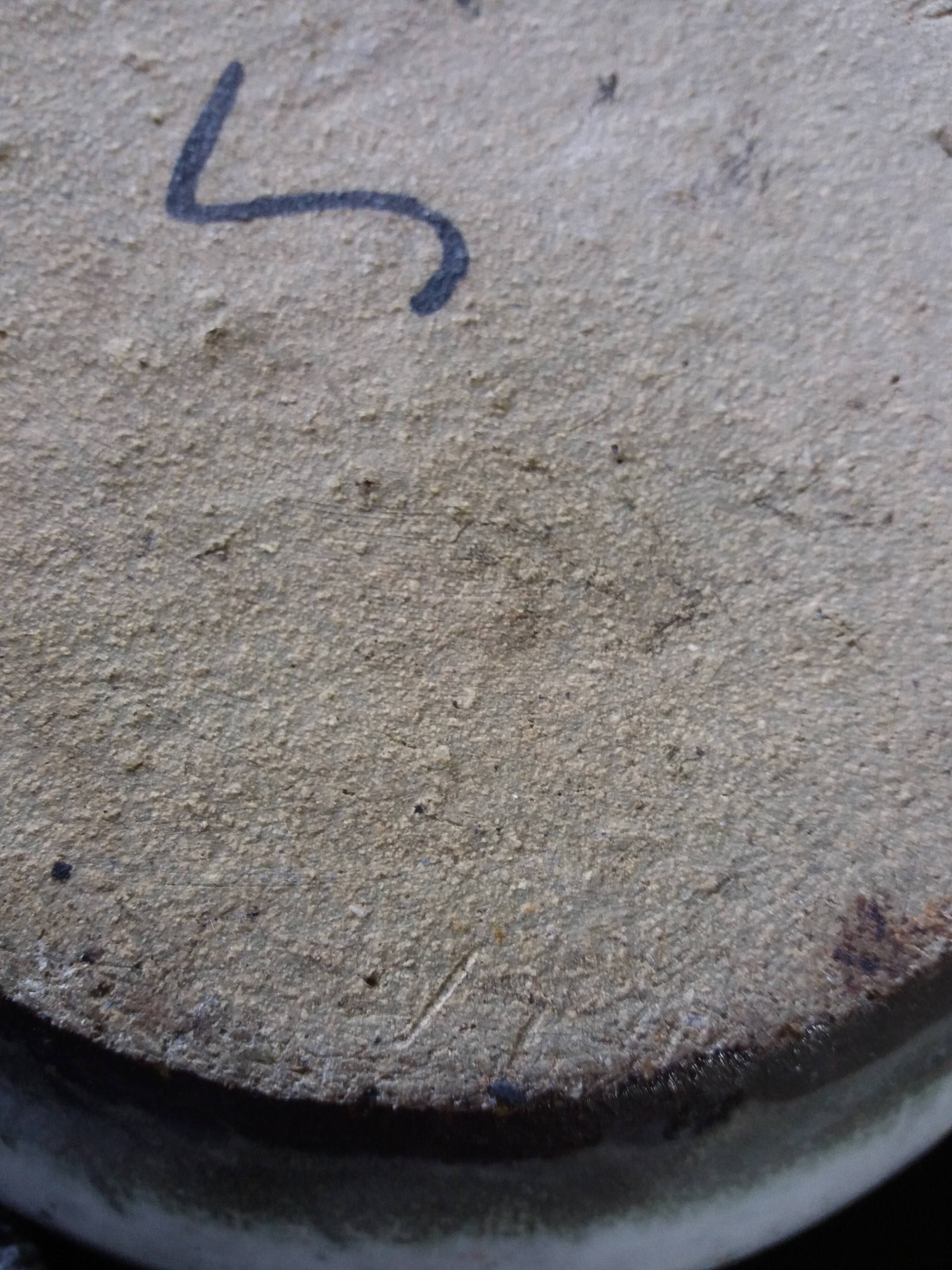 Cache pot The pottery of the Black Valley