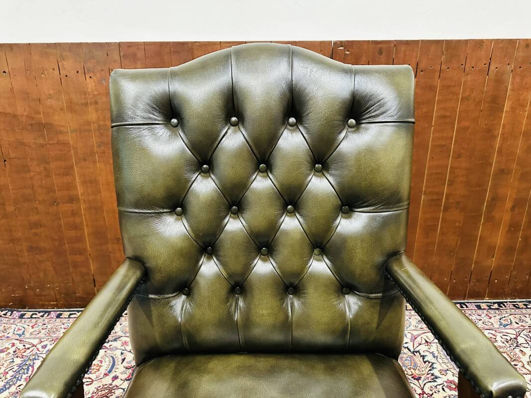 Fauteuil de bureau Chesterfield President vert olive