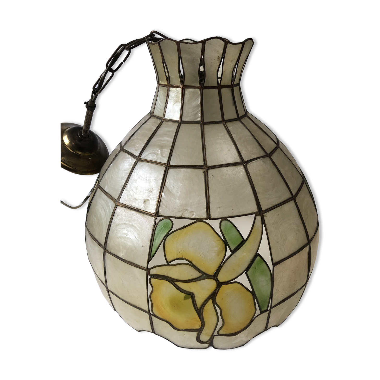 Mother-of-pearl hanging lamp