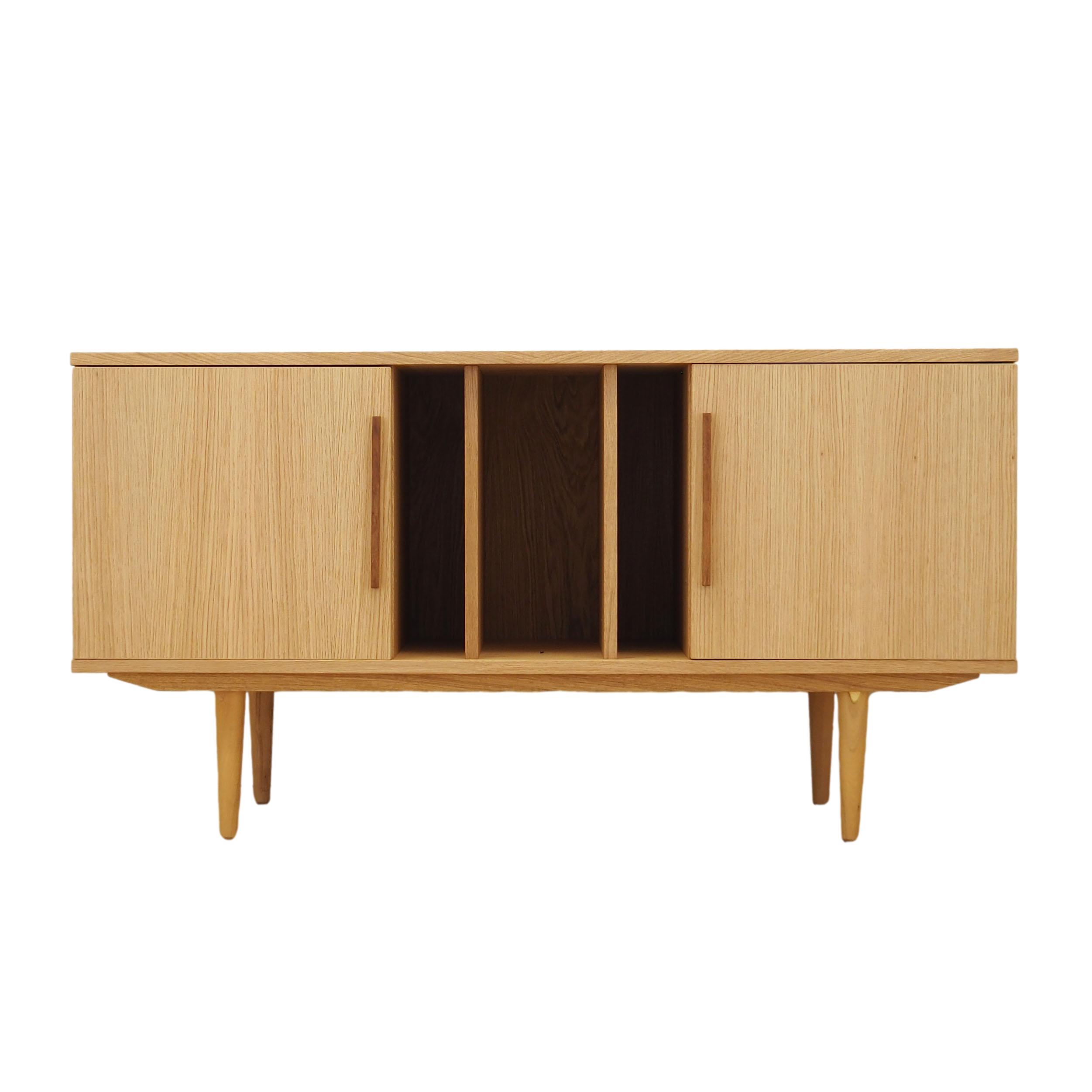 Oak dresser, Danish design, 1990s, production: Denmark