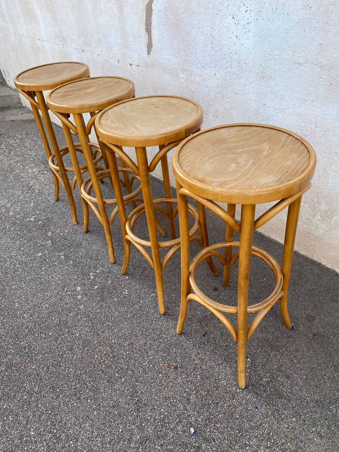 Set of 4 bistro stools