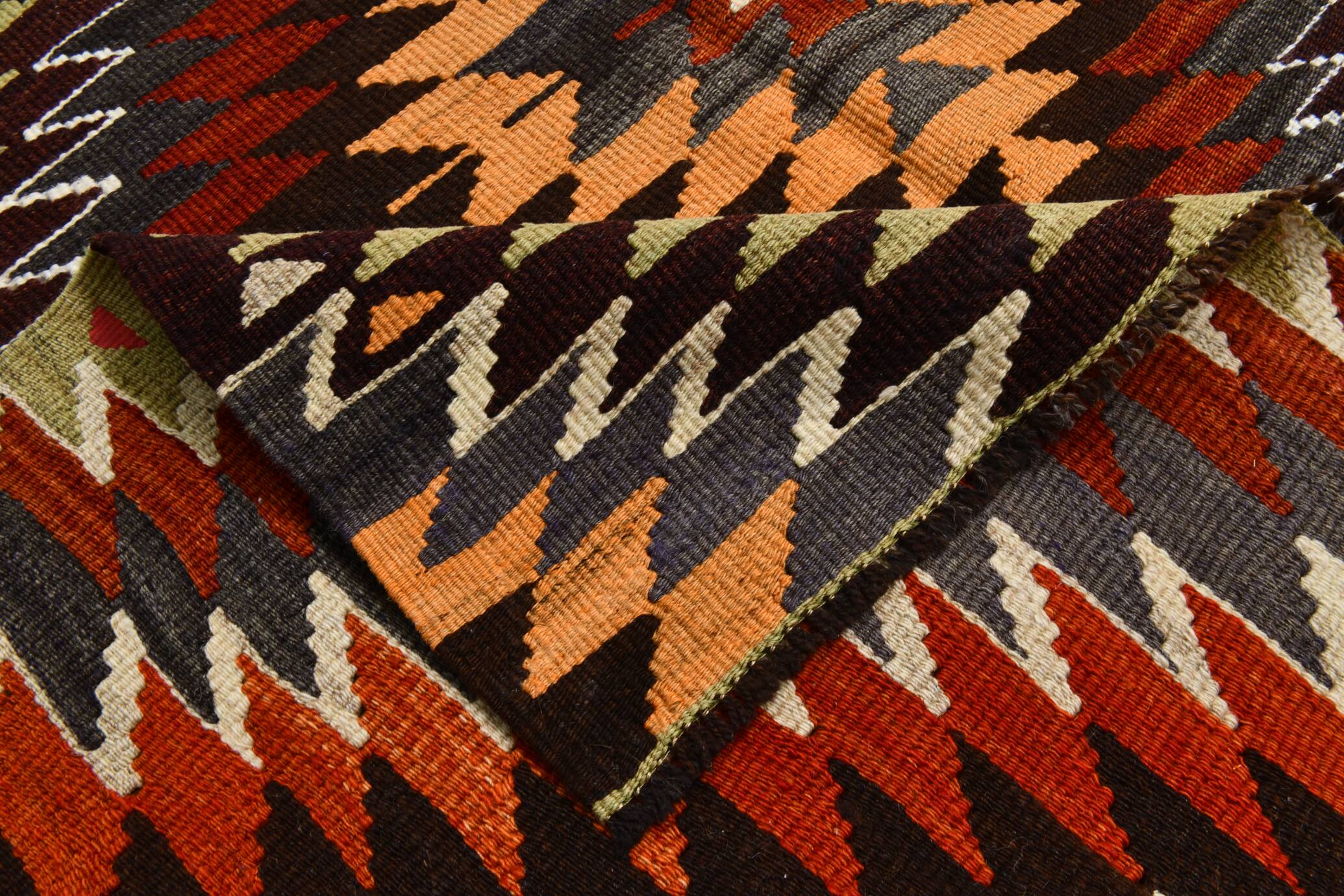 5x10 Madalion Design Turkish Kilim Rug,