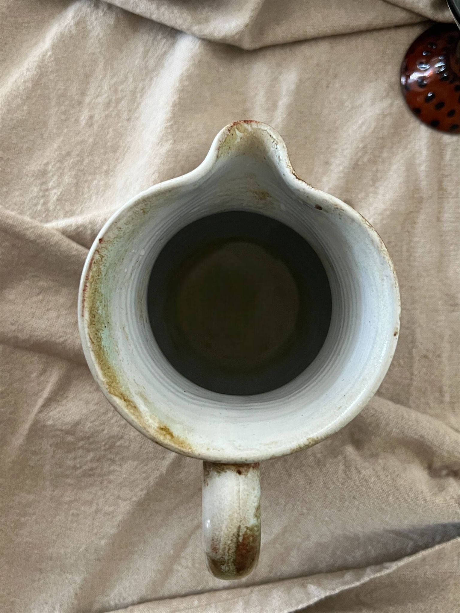 Carafe vintrage à eau / orangeade en céramique émaillée, 1950
