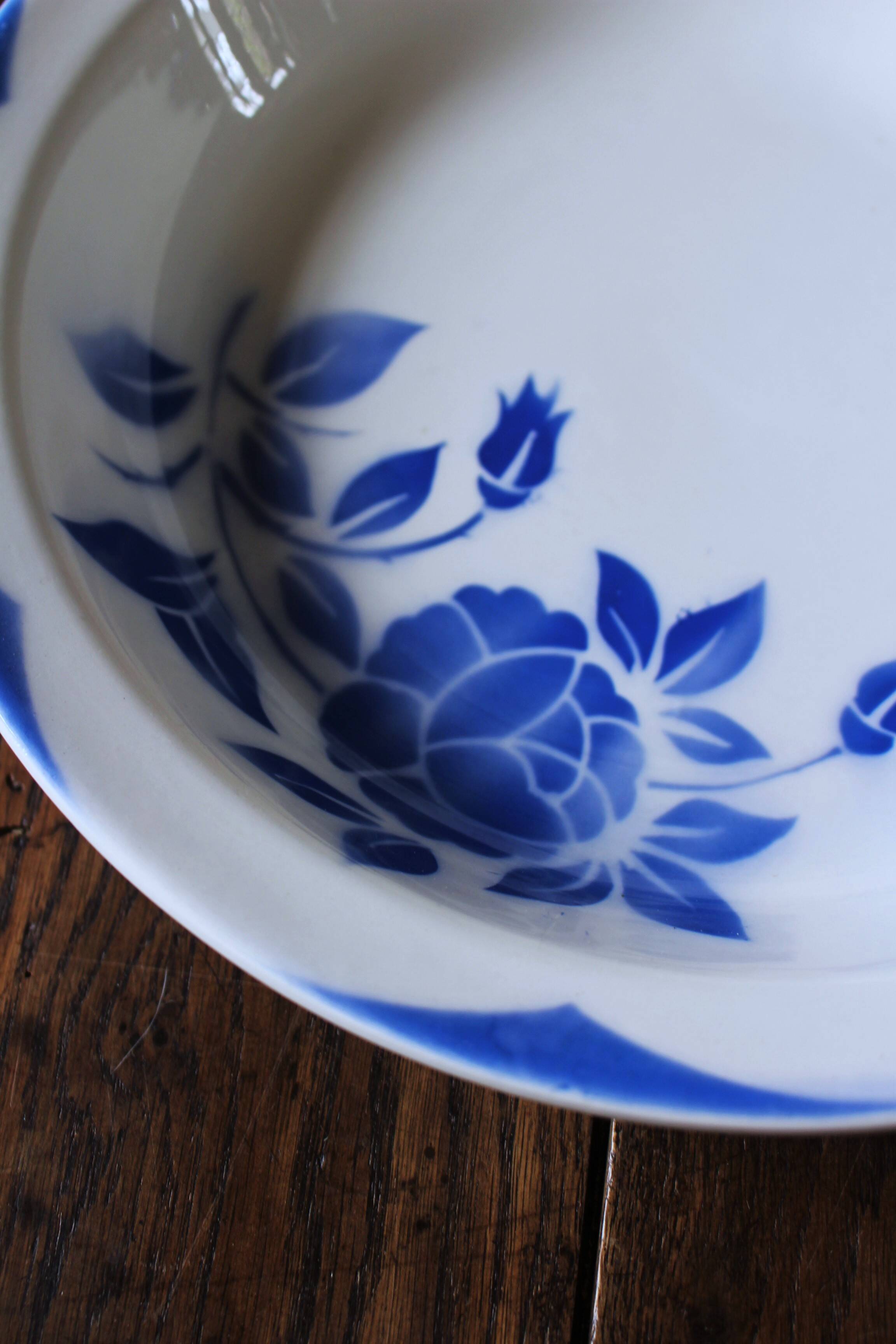 Hollow round plate Corsica Digoin Sarreguemines Blue Art Deco