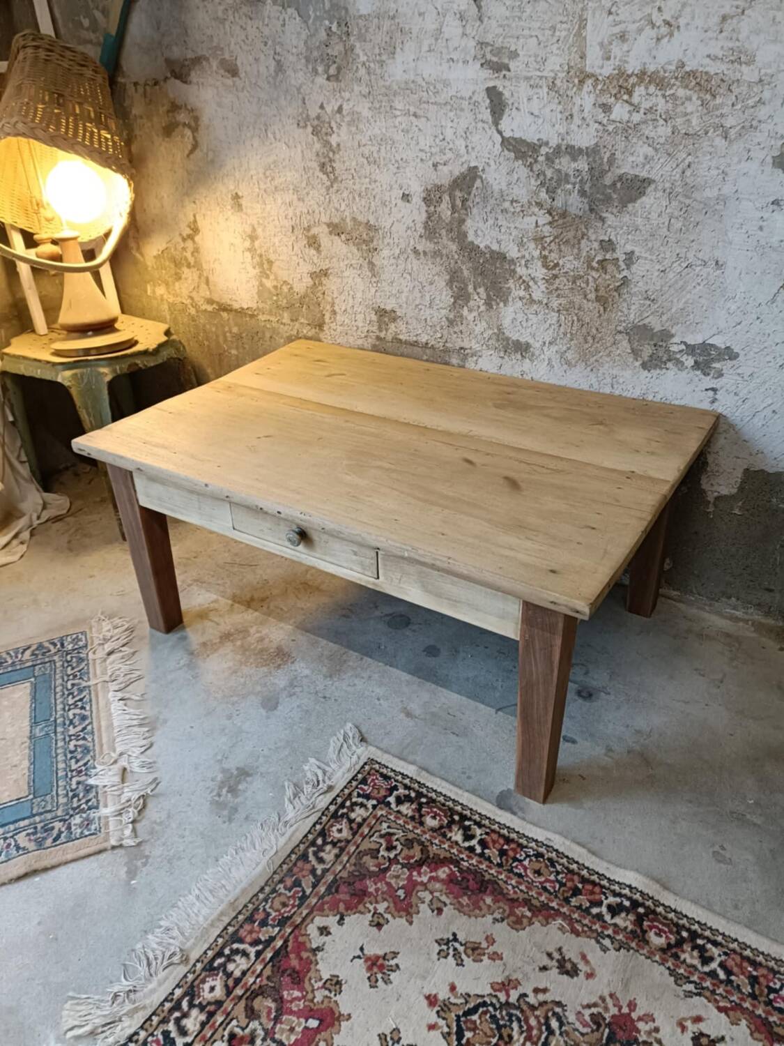 Table basse de ferme