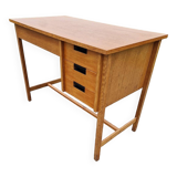 Bureau scandinave circa 1970