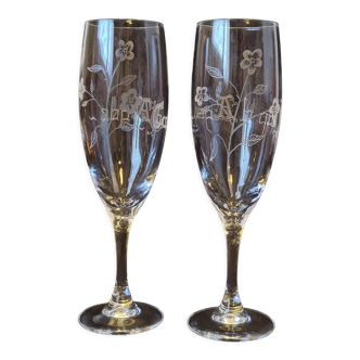 2 champagne flutes in crystal engraved souvenir of holidays Cap d'Agde