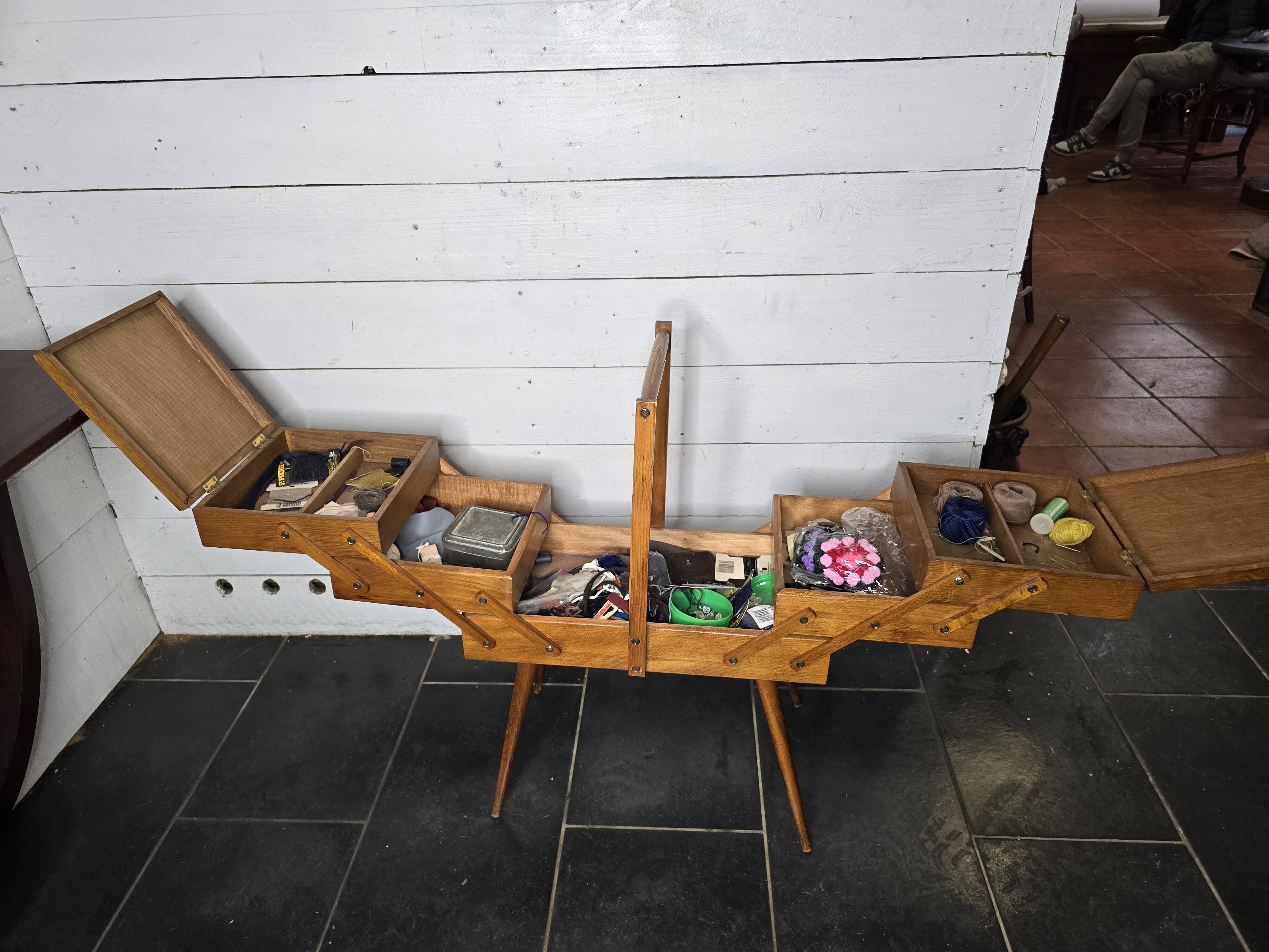 oak worker with sewing kit