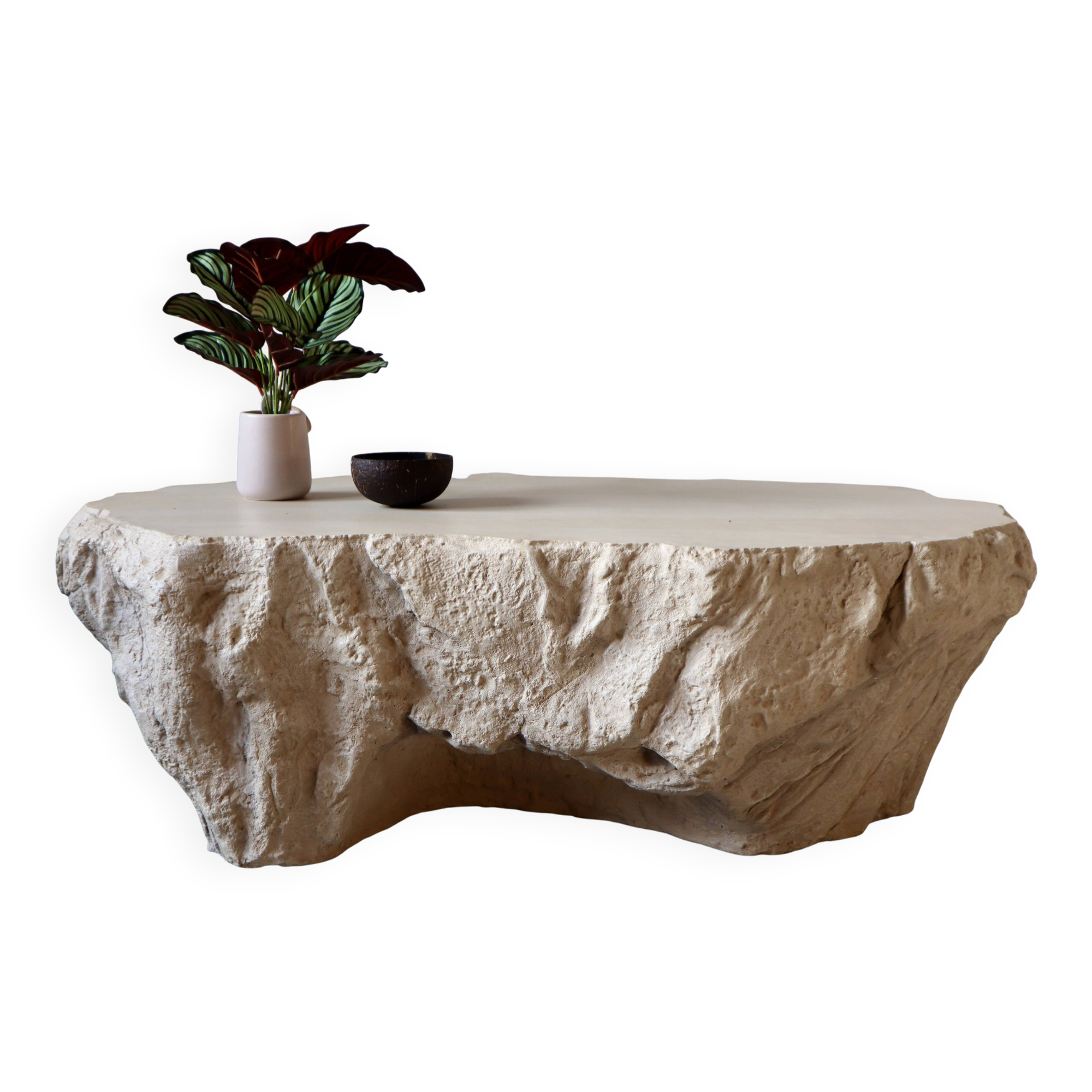 Design coffee table with travertine rock effect — unique piece hand-sculpted.