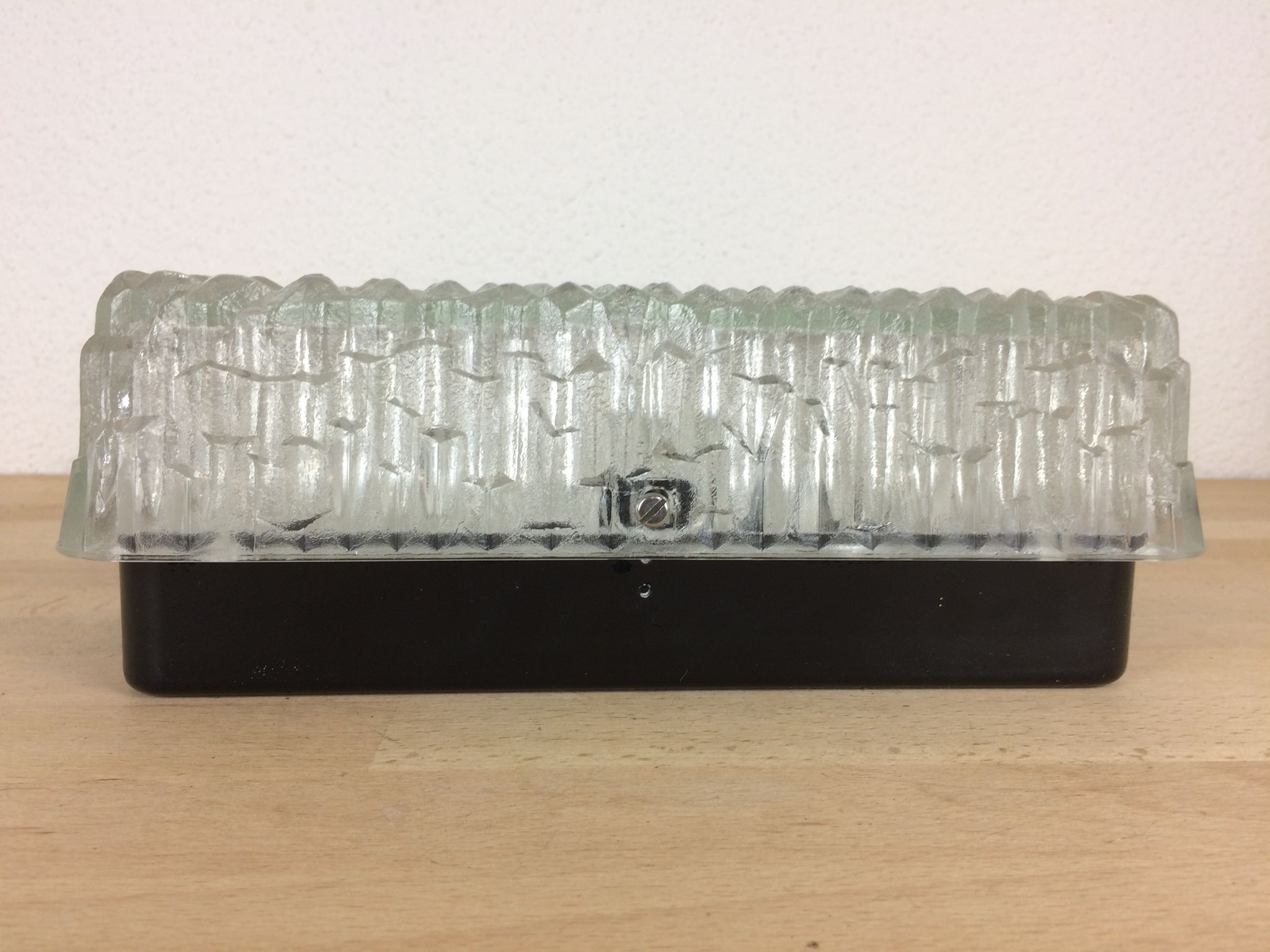 Square Holophane wall light in cut glass, 1960s.