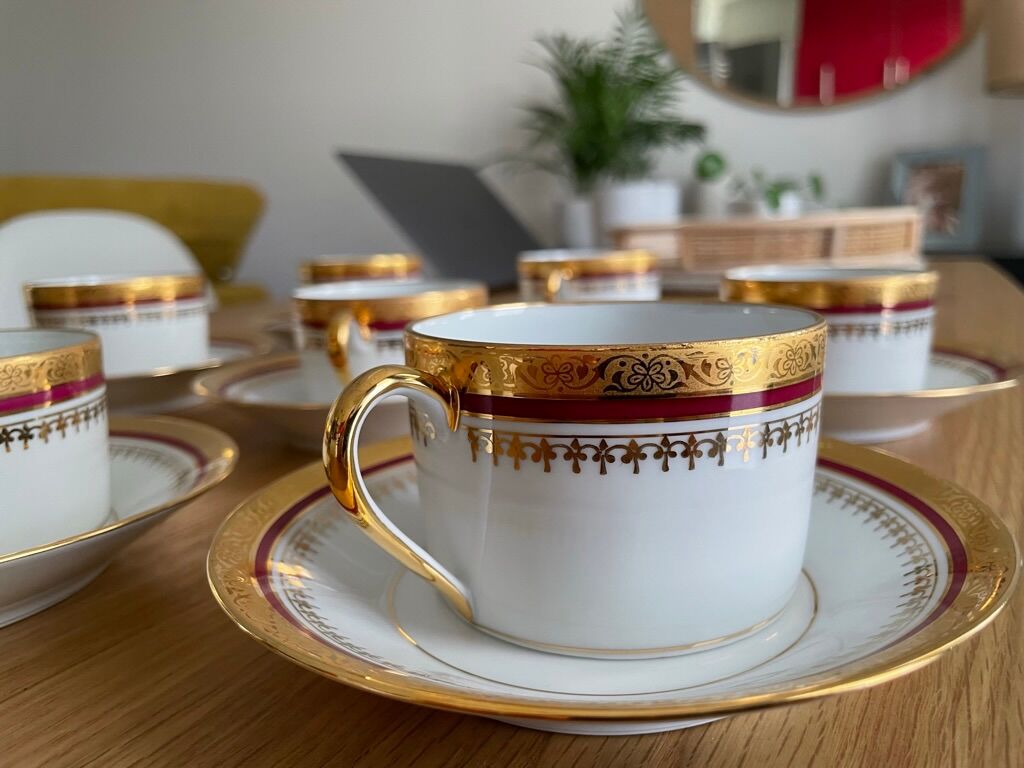 Service à café en porcelaine de Limoges