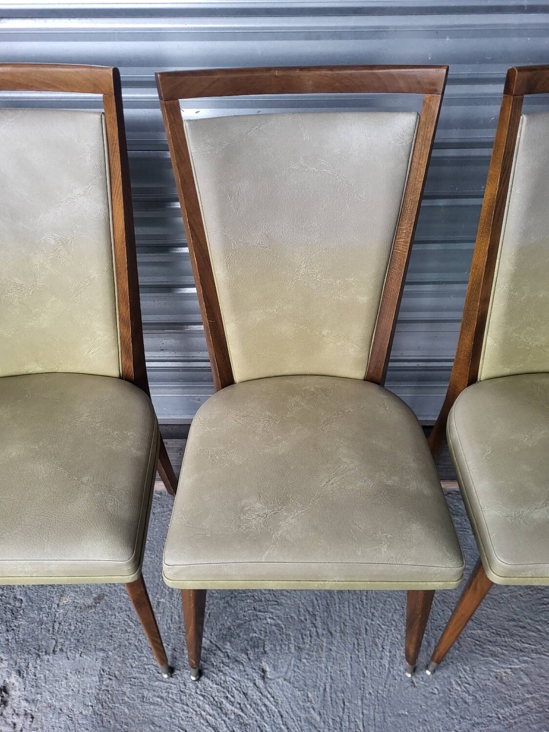 Série suite de 8 chaises Vintage circa 1960