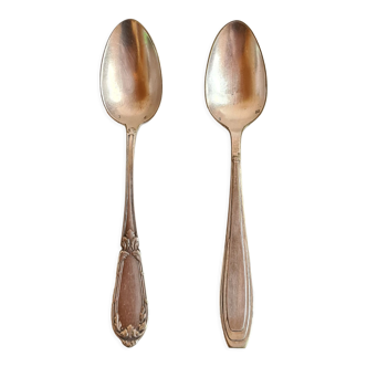 Lot 2 small silver spoons punched