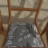 Set of 4 chic wooden chairs with firm fabric seats in Louis Philippe style – Completely revamped