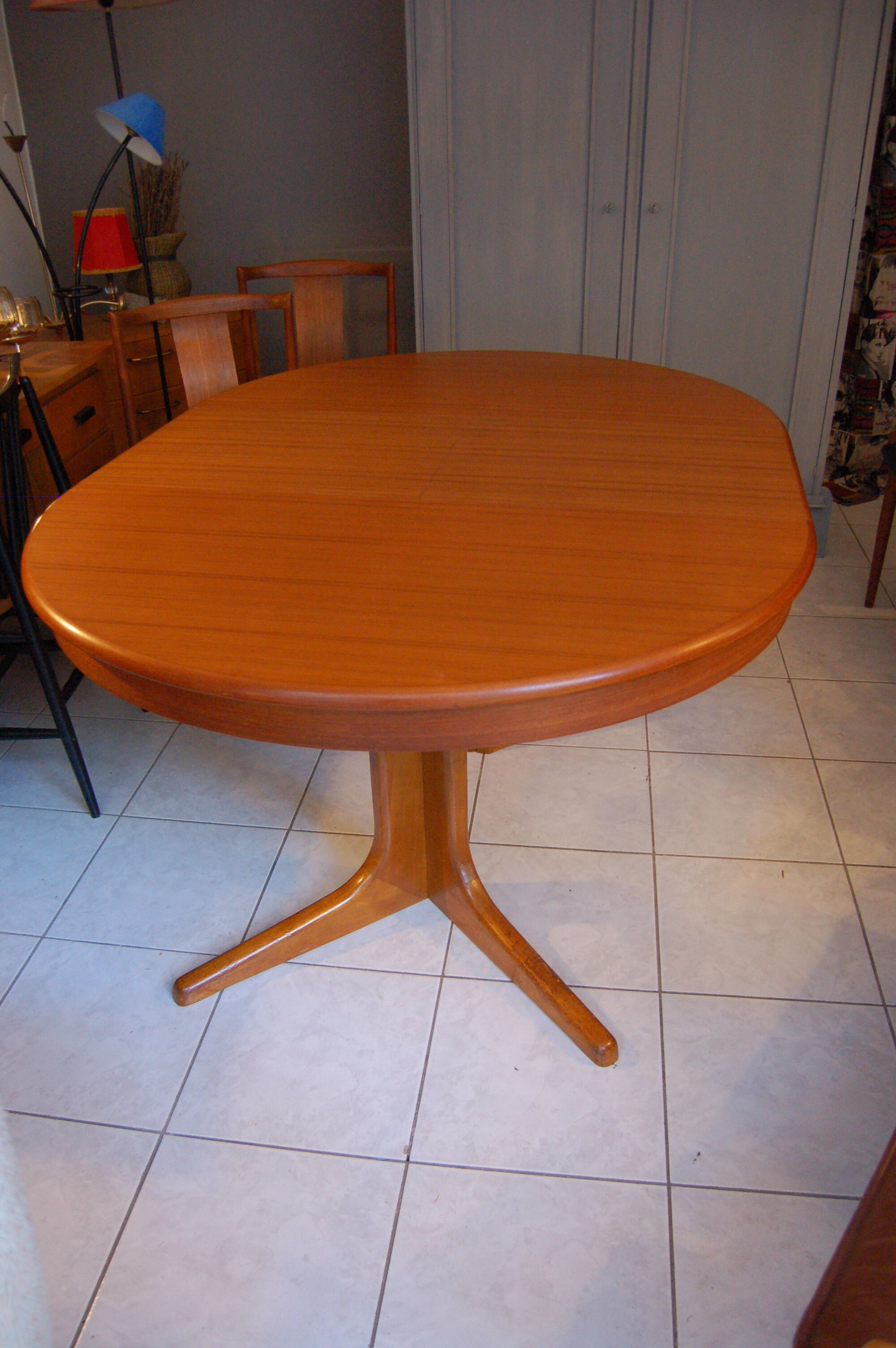 Table expandable 60s massive teak