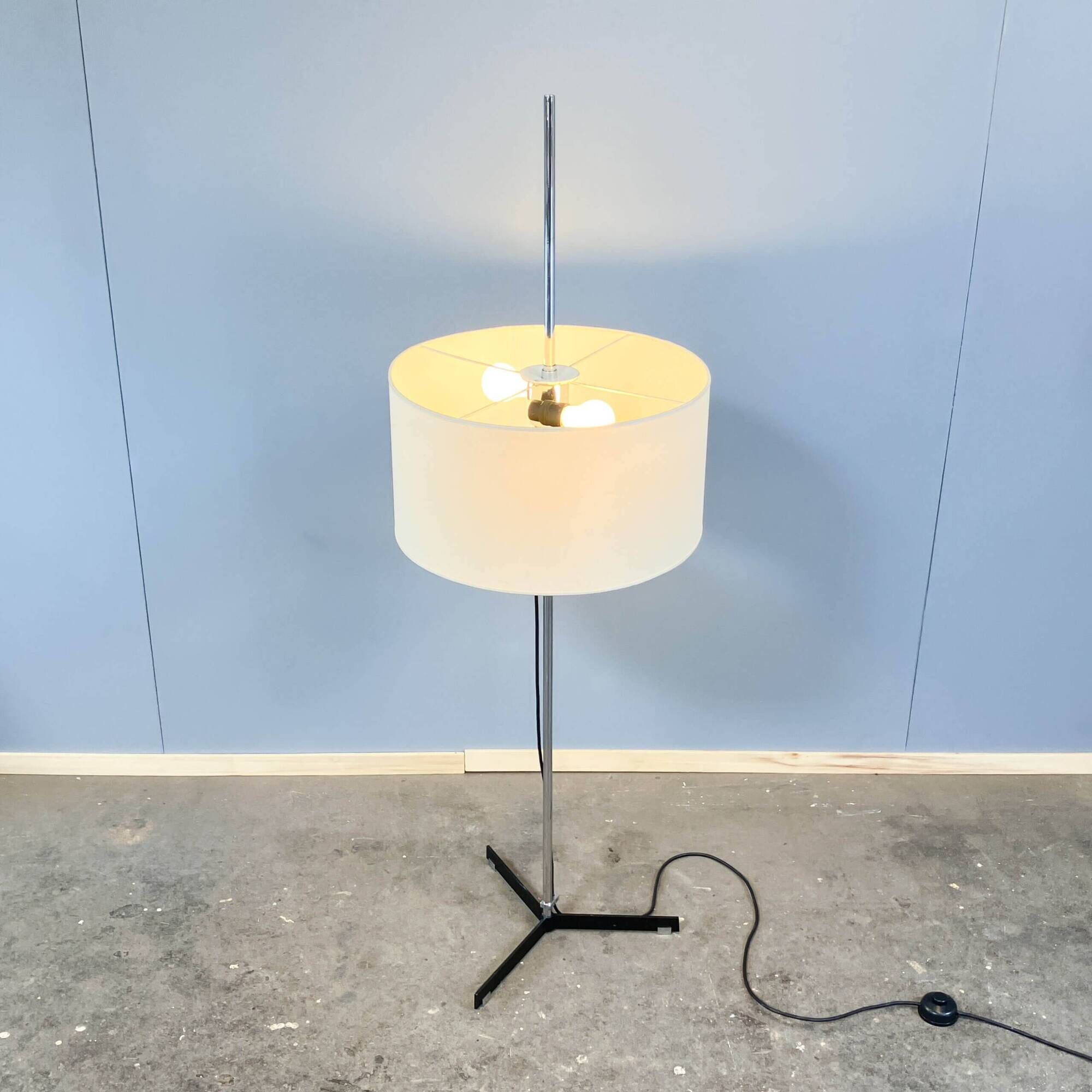 Floor lamp by WILA, chrome and black lacquered metal with a fabric shade, 1960s/1970s
