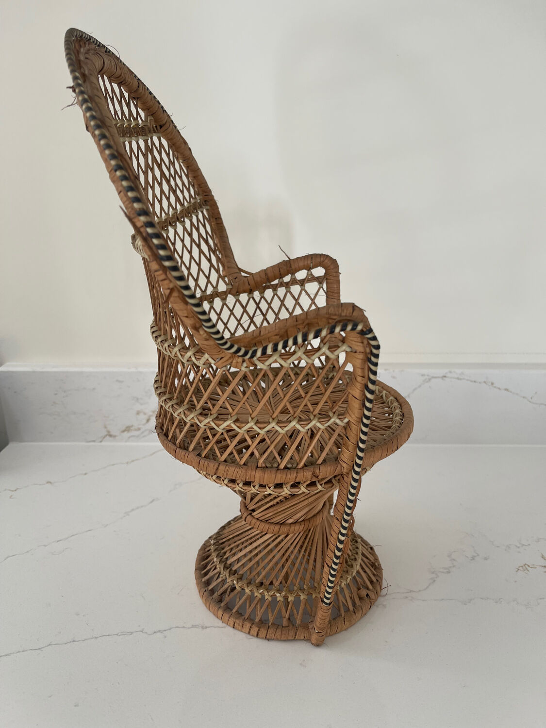 Emmanuelle mini armchair