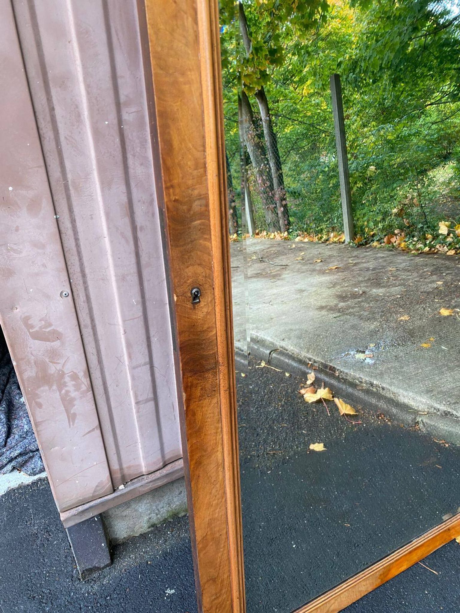 Louis XV beveled mirror in concave burr walnut 85x165cm