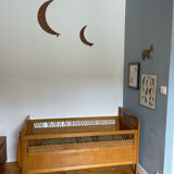 Rattan bed