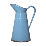 Cruche en métal émaillée