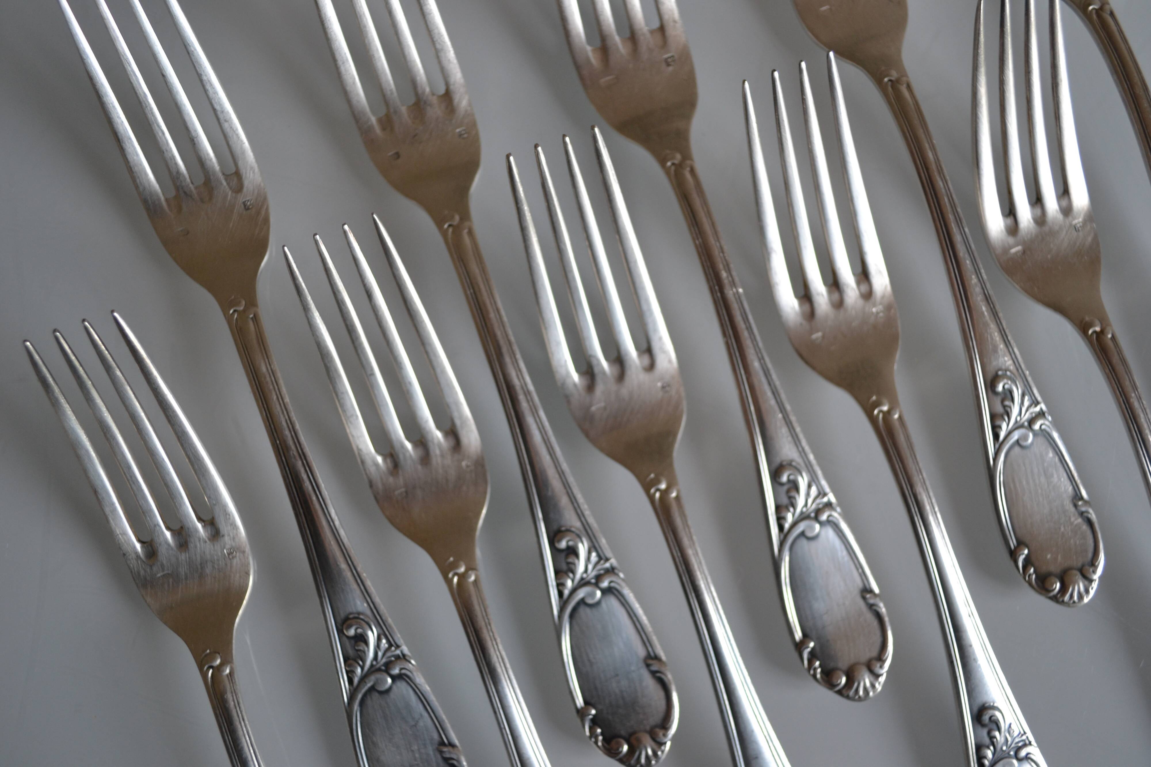 10 Frionnet François silver-plated table forks