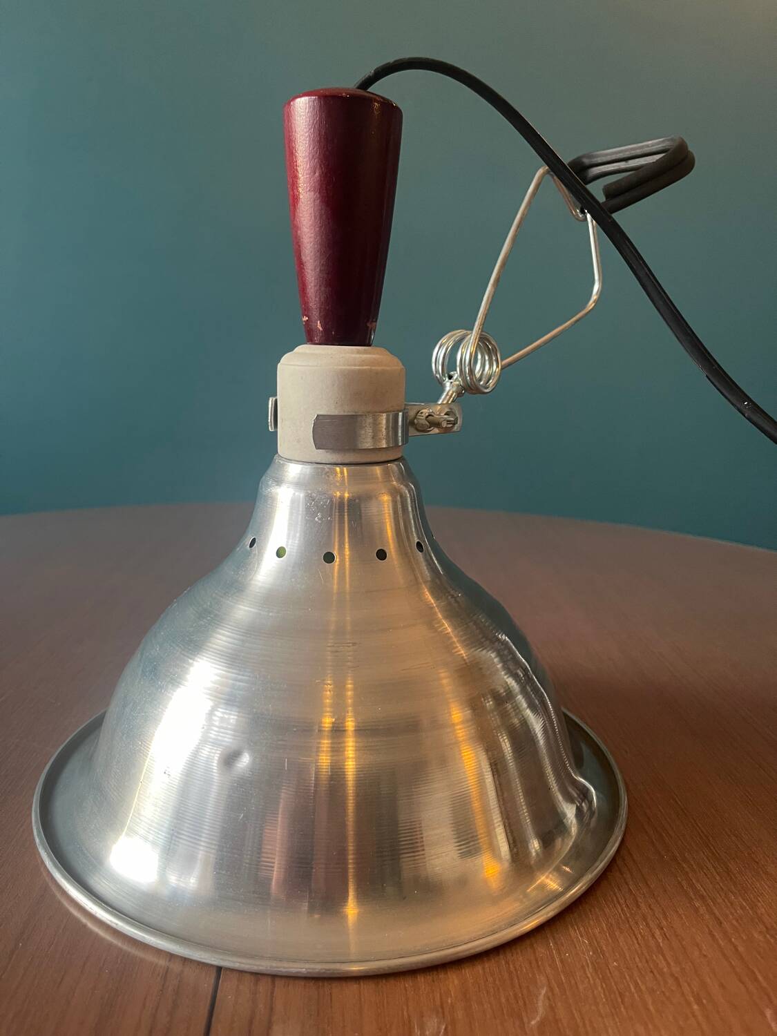 Clamp-on workshop lamp from the 80s