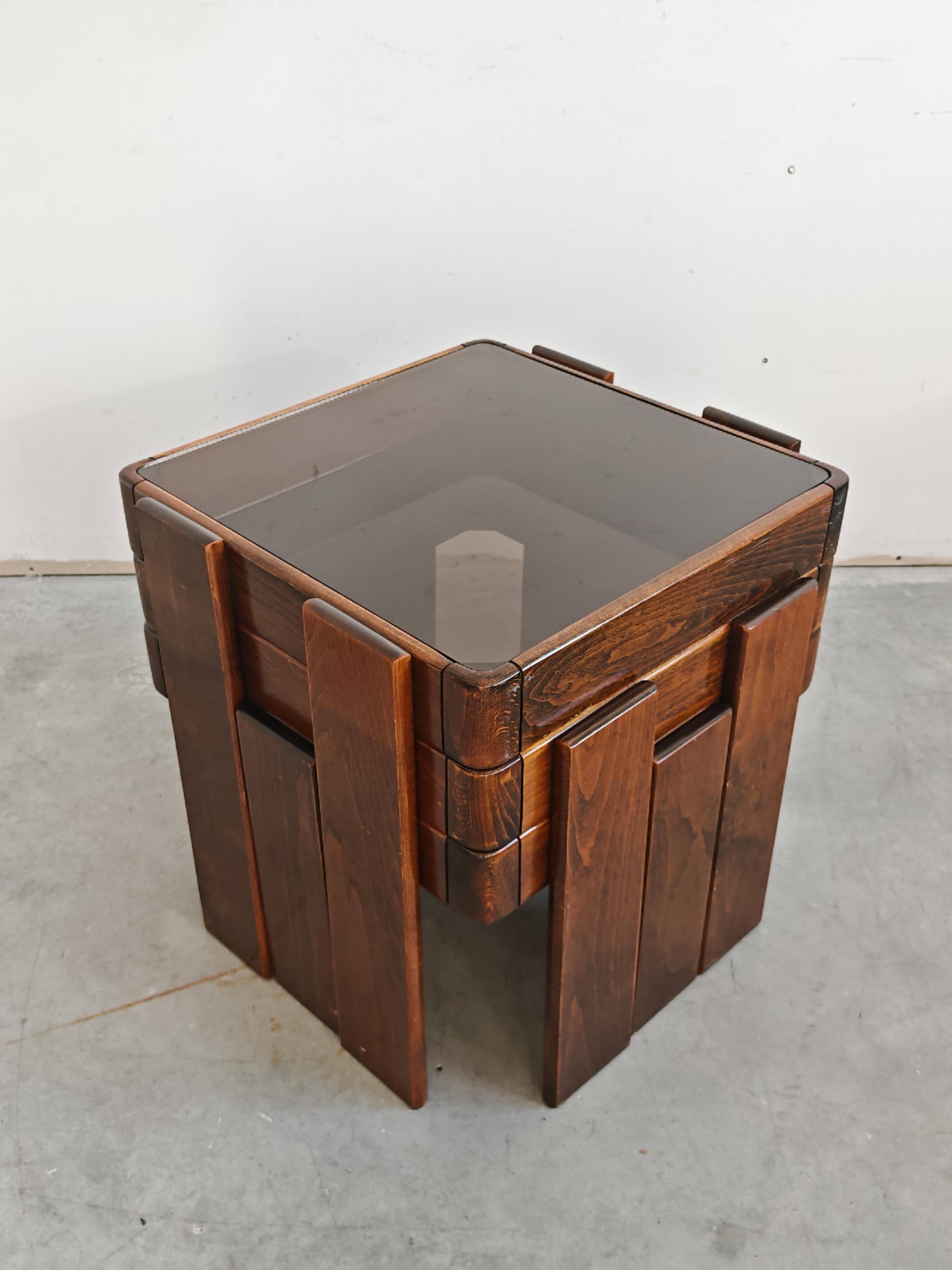 Tables gigognes mid-century par Gianfranco Frattini, Yougoslavie années 1960