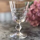8 Chiseled glasses in old crystal